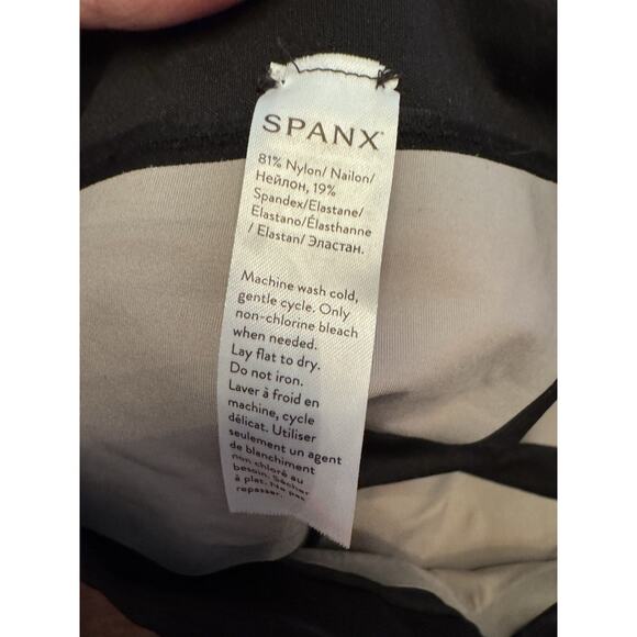 Spanx OnCore Mid-ThighShort SS6615 BlackSculpting Shapewear M NWT $58 MSRP - Picture 7 of 9